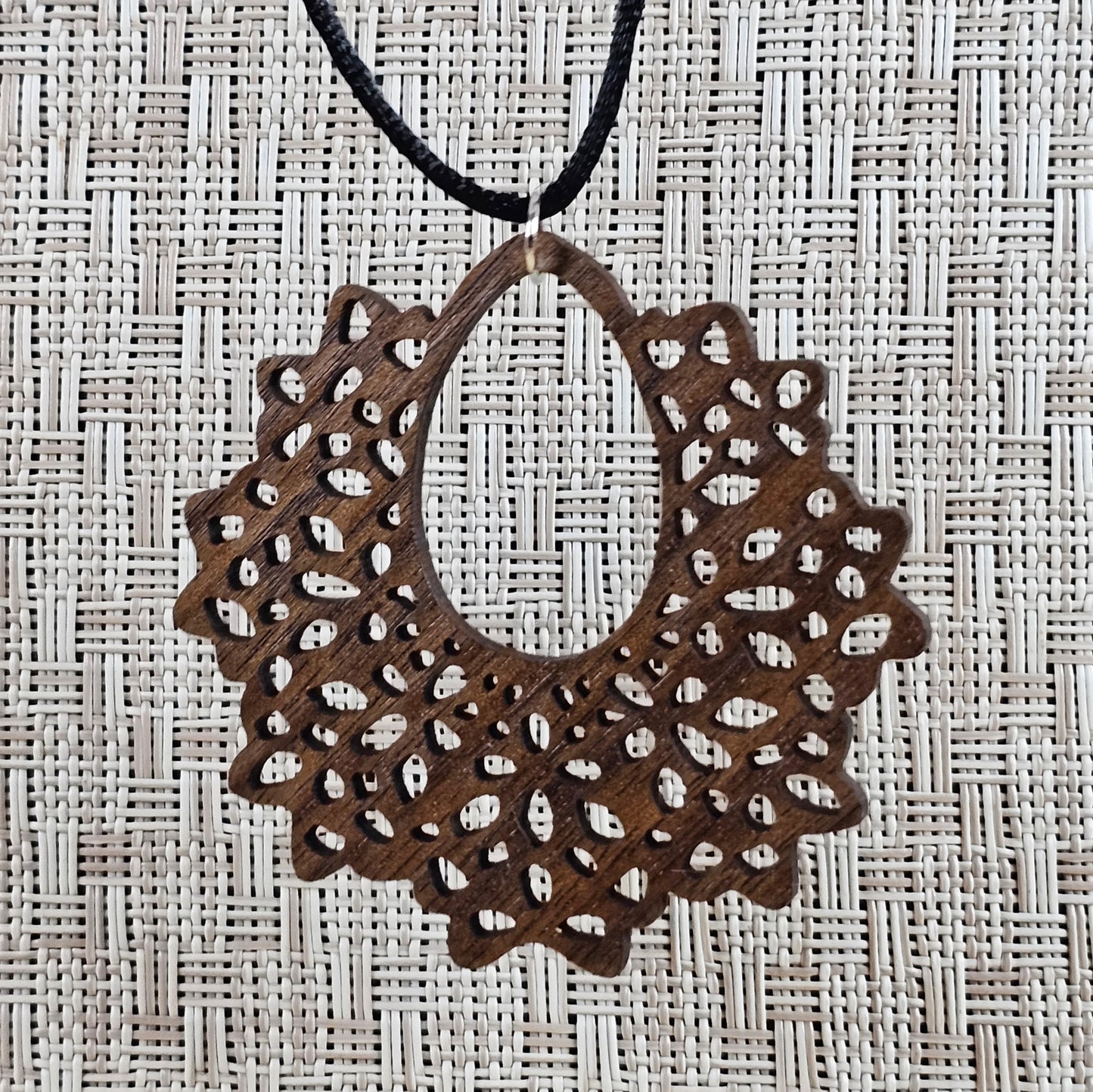 Doily Style Lace Necklace