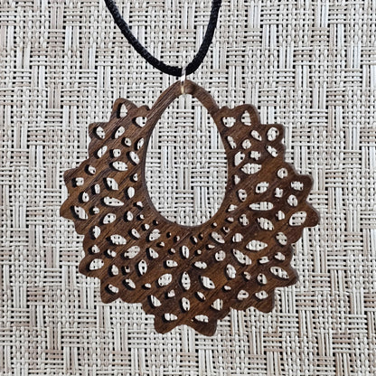 Doily Style Lace Necklace