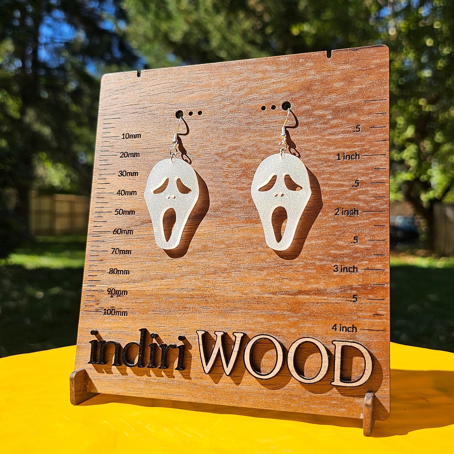 Screaming Good Time Earrings