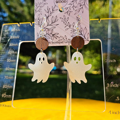 Medium Ghosties Earrings